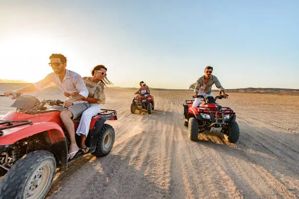 Private Quadtour bei Sonnenuntergang mit Abendessen